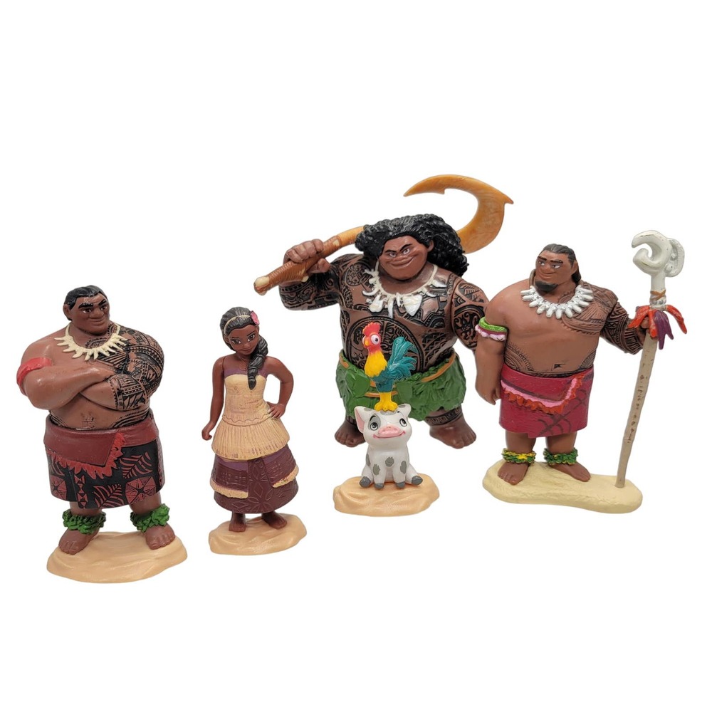 Disney’s Moana Figurines Maui, Cheif Yui, Father, Sina & Hei Hei 5 piece Toy Set